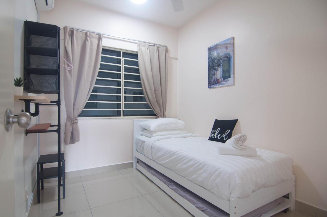 Alam Sanjung Seksyen 22 @ Shah Alam By Idealhub ภายนอก รูปภาพ
